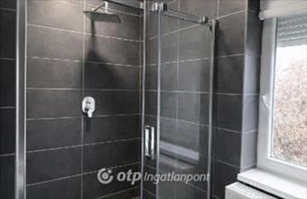 Eladó Egeri tégla lakás hirdetés (89312334)