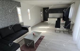 Eladó Szegedi családi ház hirdetés (47885548)