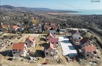 Eladó Balatonfüredi tégla lakás hirdetés (93433358)