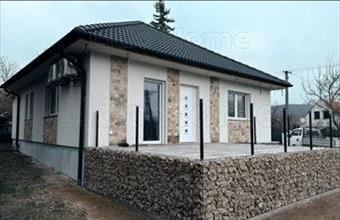 Eladó Vonyarcvashegyi családi ház hirdetés (26933218)