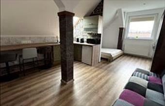 Eladó Balatonszárszói tégla lakás hirdetés (58968384)