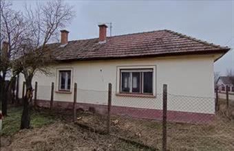 Eladó Ceglédi családi ház hirdetés (46432127)