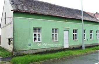 Eladó Marcali üzlethelyiség utcafronton hirdetés (32378641)