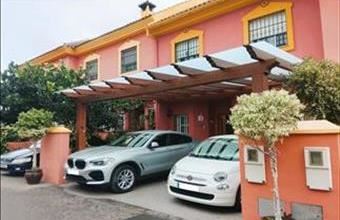 Eladó Spanyolországi sorház hirdetés (22244366)