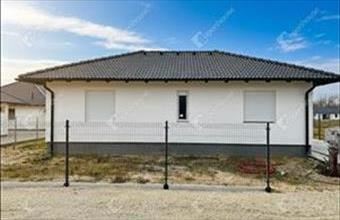 Eladó Székesfehérvári családi ház hirdetés (15522247)