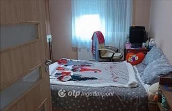 Eladó Nyírgyulaji családi ház hirdetés (27148152)