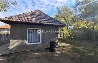 Eladó Pilisi családi ház hirdetés (47353344)