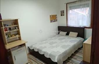 Eladó Úri családi ház hirdetés (27334921)