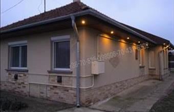 Eladó Albertirsai családi ház hirdetés (27933333)