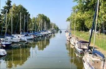 Eladó Balatonmáriafürdői tégla lakás hirdetés (14698556)