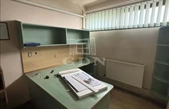 Kiadó Szakonyfalui raktár hirdetés (77373997)