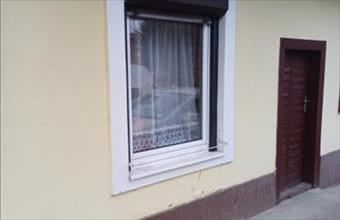 Eladó Töltéstavai családi ház hirdetés (97833825)