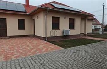 Eladó Bócsai ikerház hirdetés (58971715)