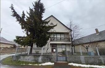 Eladó Domoszlói családi ház hirdetés (45719765)