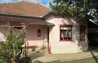 Eladó Sarkadi családi ház hirdetés (72982382)