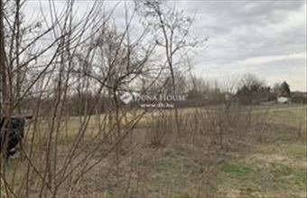 Eladó Hernádi lakóövezeti telek hirdetés (63234497)