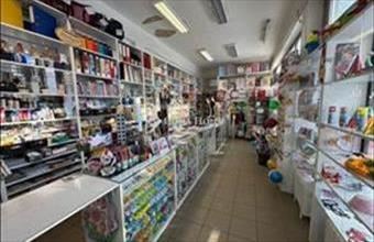 Eladó Nyíregyházai üzlethelyiség utcafronton hirdetés (74359745)