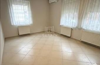 Eladó Kecskeméti tégla lakás hirdetés (66471638)