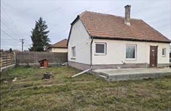 Eladó Gönyűi családi ház hirdetés (24294958)