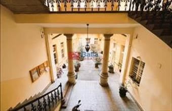 Eladó Budapest VI. kerületi tégla lakás hirdetés (47447877)