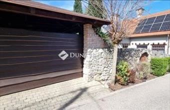 Eladó Budapest III. kerületi családi ház hirdetés (34524296)