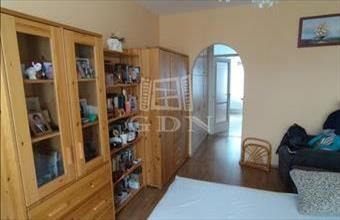 Eladó Veszprémi panel lakás hirdetés (37879844)