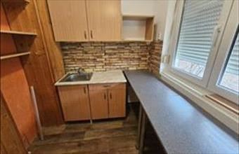 Kiadó Kiskunhalasi panel lakás hirdetés (72959772)