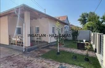 Eladó Veresegyházi családi ház hirdetés (36285194)