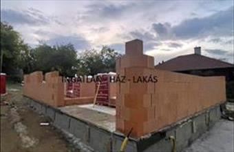 Eladó Veresegyházi ikerház hirdetés (89148398)