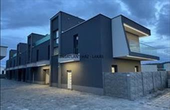 Eladó Mogyoródi sorház hirdetés (53563563)