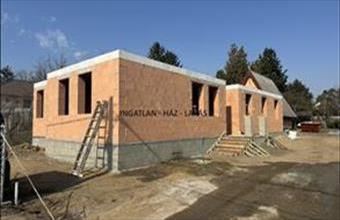 Eladó Erdőkertesi családi ház hirdetés (23744429)