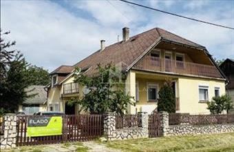 Eladó Pápai családi ház hirdetés (74474354)