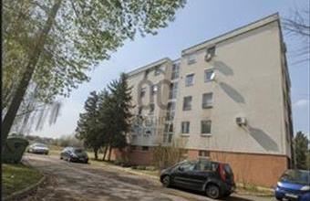 Eladó Keszthelyi csúsztatott zsalus lakás hirdetés (75238829)