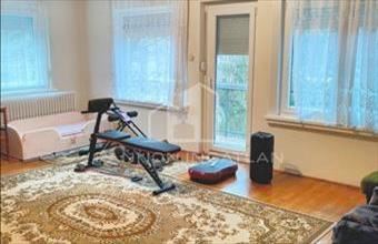 Eladó Balatonfűzfői családi ház hirdetés (31993371)