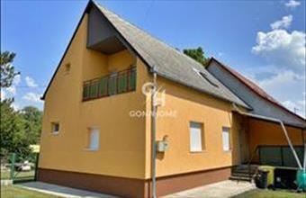 Eladó Balatonfenyvesi családi ház hirdetés (47343439)