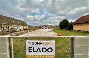 Eladó Királyszentistváni lakóövezeti telek hirdetés (45544275)