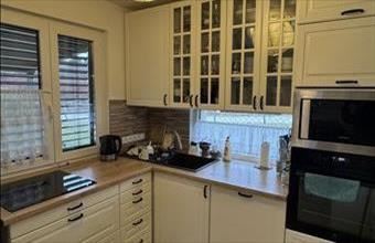 Eladó Veszprémi családi ház hirdetés (99784383)