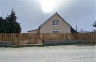 Eladó Kiskunlacházai családi ház hirdetés (64745438)