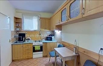 Eladó Székesfehérvári csúsztatott zsalus lakás hirdetés (54654827)