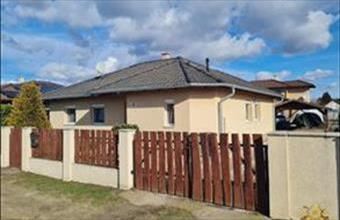 Eladó Tököli családi ház hirdetés (93933426)