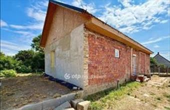 Eladó Újszilvási családi ház hirdetés (56461294)