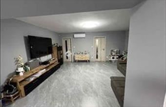 Eladó Úri családi ház hirdetés (31545743)