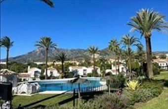 Eladó Spanyolországi sorház hirdetés (83357538)