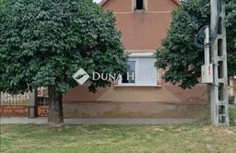 Eladó Egerági családi ház hirdetés (77435733)