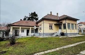 Eladó Tápiószecsői családi ház hirdetés (31955443)