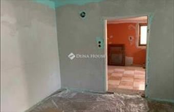 Eladó Iszkaszentgyörgyi családi ház hirdetés (46498649)