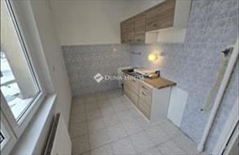 Eladó Székesfehérvári panel lakás hirdetés (13718744)