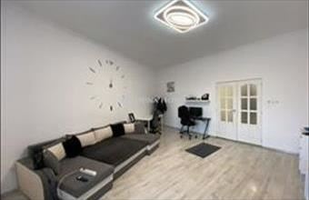 Eladó Budapest VI. kerületi tégla lakás hirdetés (87736317)