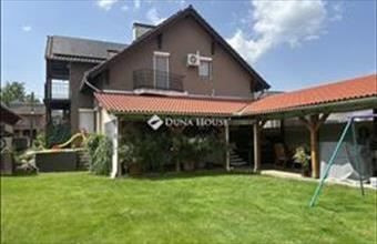 Eladó Vecsési családi ház hirdetés (45343574)