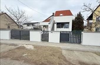 Eladó Budapest XVIII. kerületi családi ház hirdetés (32777732)